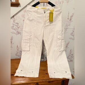 NWT / Circus by Sam Edelman White Cargo Capris / size 26